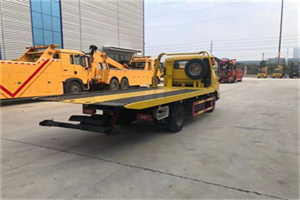 石门非事故拖车