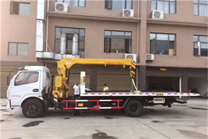 石门附近汽车轮胎更换